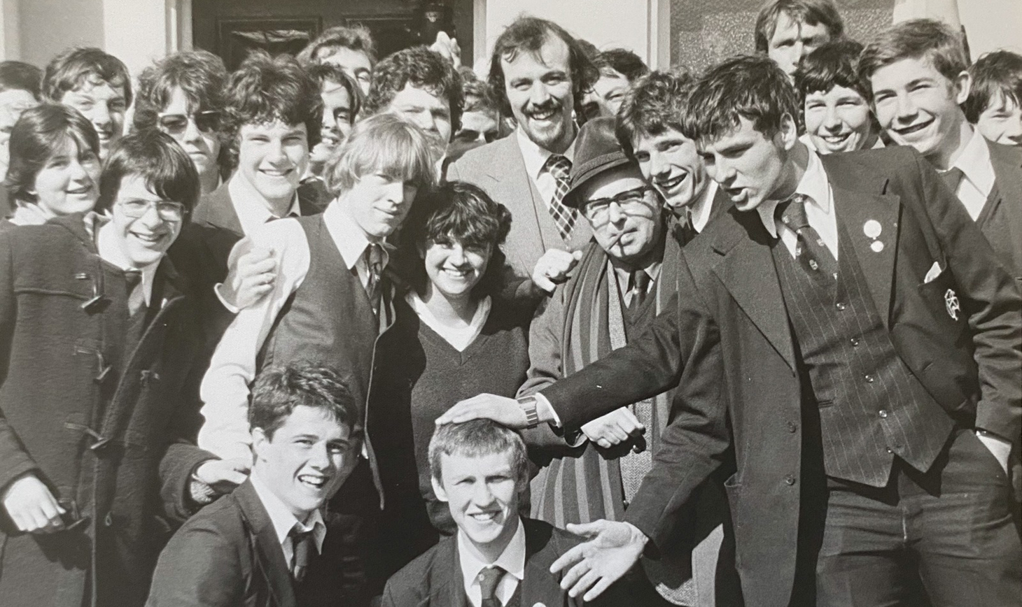 1980 outside Broadfield House – who do you recognise?